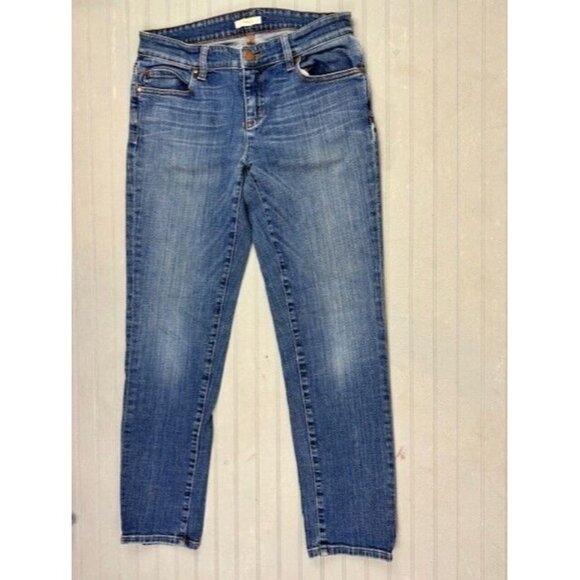 Eileen Fisher Size 2 Womens Jeans Straight Mid Rise Med Wash Stretch - Picture 1 of 3